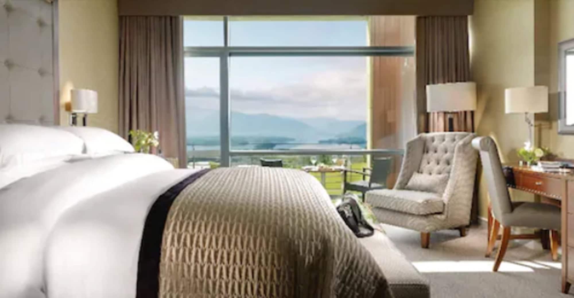 Aghadoe Heights Hotel & Spa キラーニー エクステリア 写真 A bedroom at The Westin Nanjing