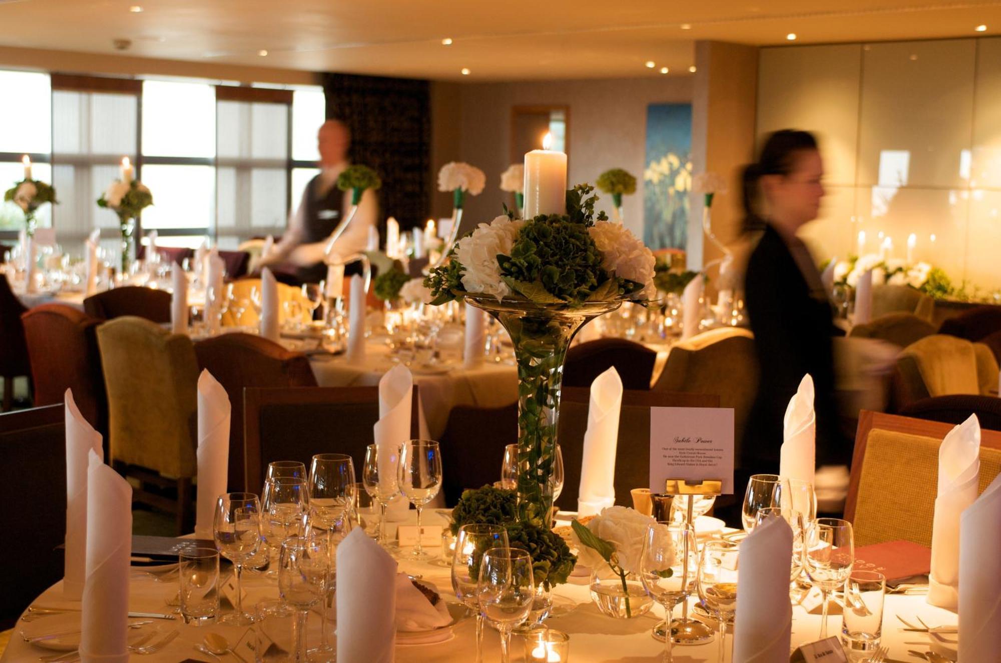 Aghadoe Heights Hotel & Spa キラーニー エクステリア 写真 A wedding reception at the InterContinental London