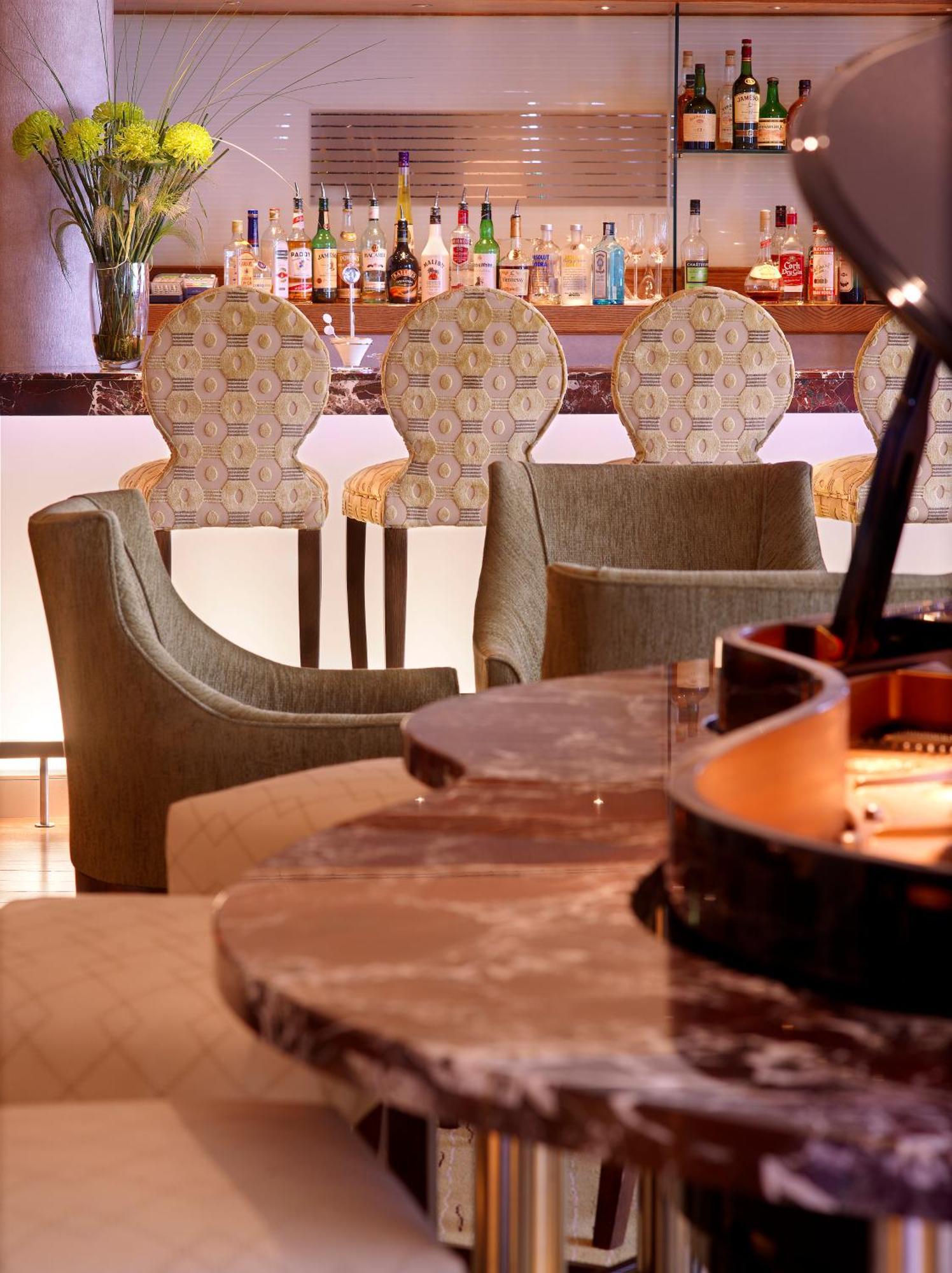 Aghadoe Heights Hotel & Spa キラーニー エクステリア 写真 The bar at the hotel