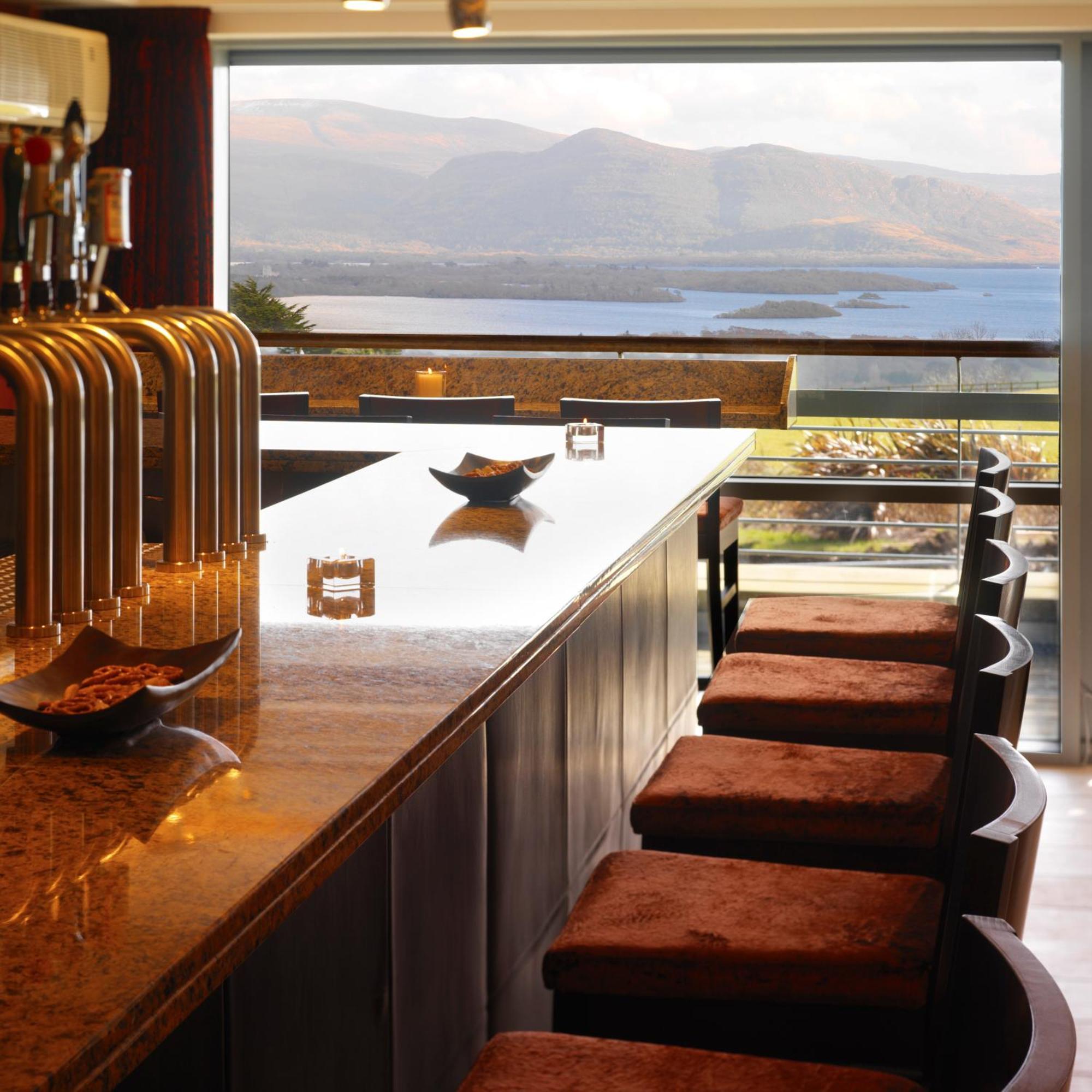 Aghadoe Heights Hotel & Spa キラーニー エクステリア 写真 The bar at the 1912