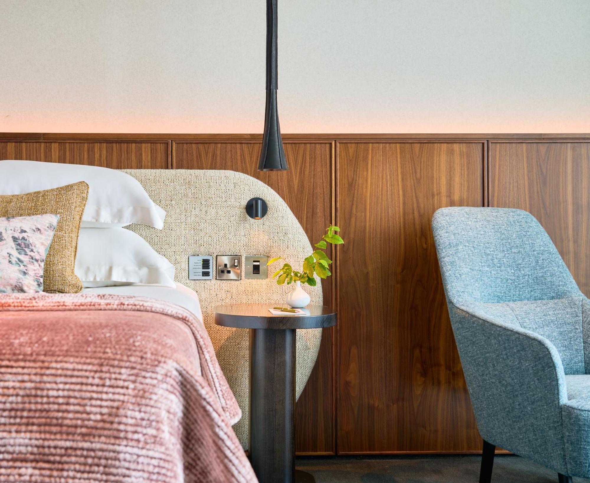 Aghadoe Heights Hotel & Spa キラーニー エクステリア 写真 A bedroom at the hotel