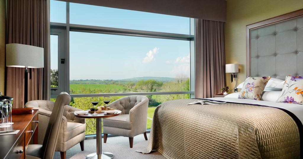 Aghadoe Heights Hotel & Spa キラーニー エクステリア 写真 A room at the hotel