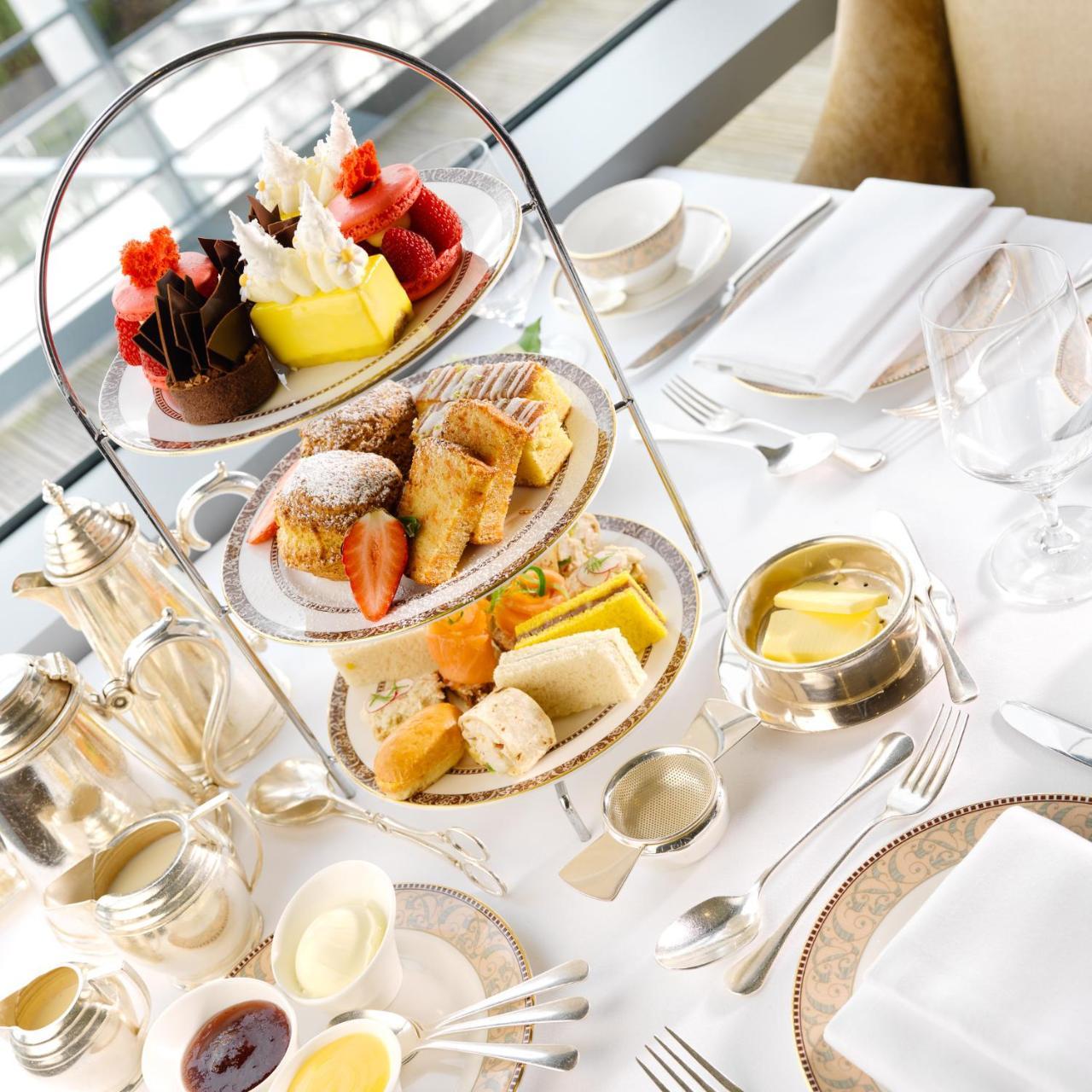 Aghadoe Heights Hotel & Spa キラーニー エクステリア 写真 Afternoon tea at the InterContinental Hotel, Berlin