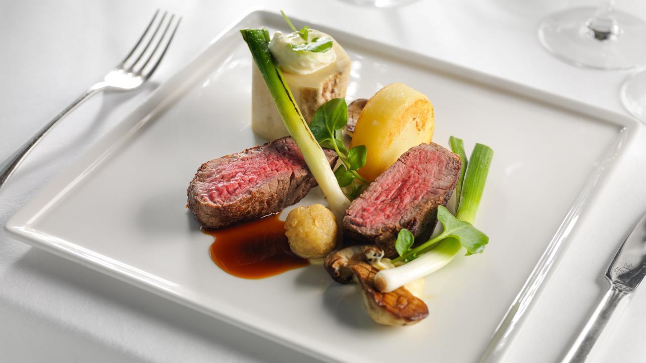 Aghadoe Heights Hotel & Spa キラーニー エクステリア 写真 A steak prepared sous-vide